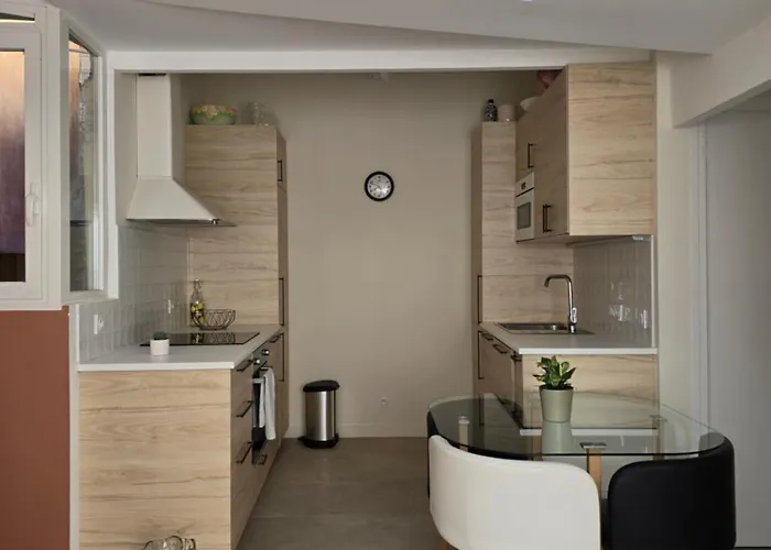 Renovated Loft Next To Monaco
